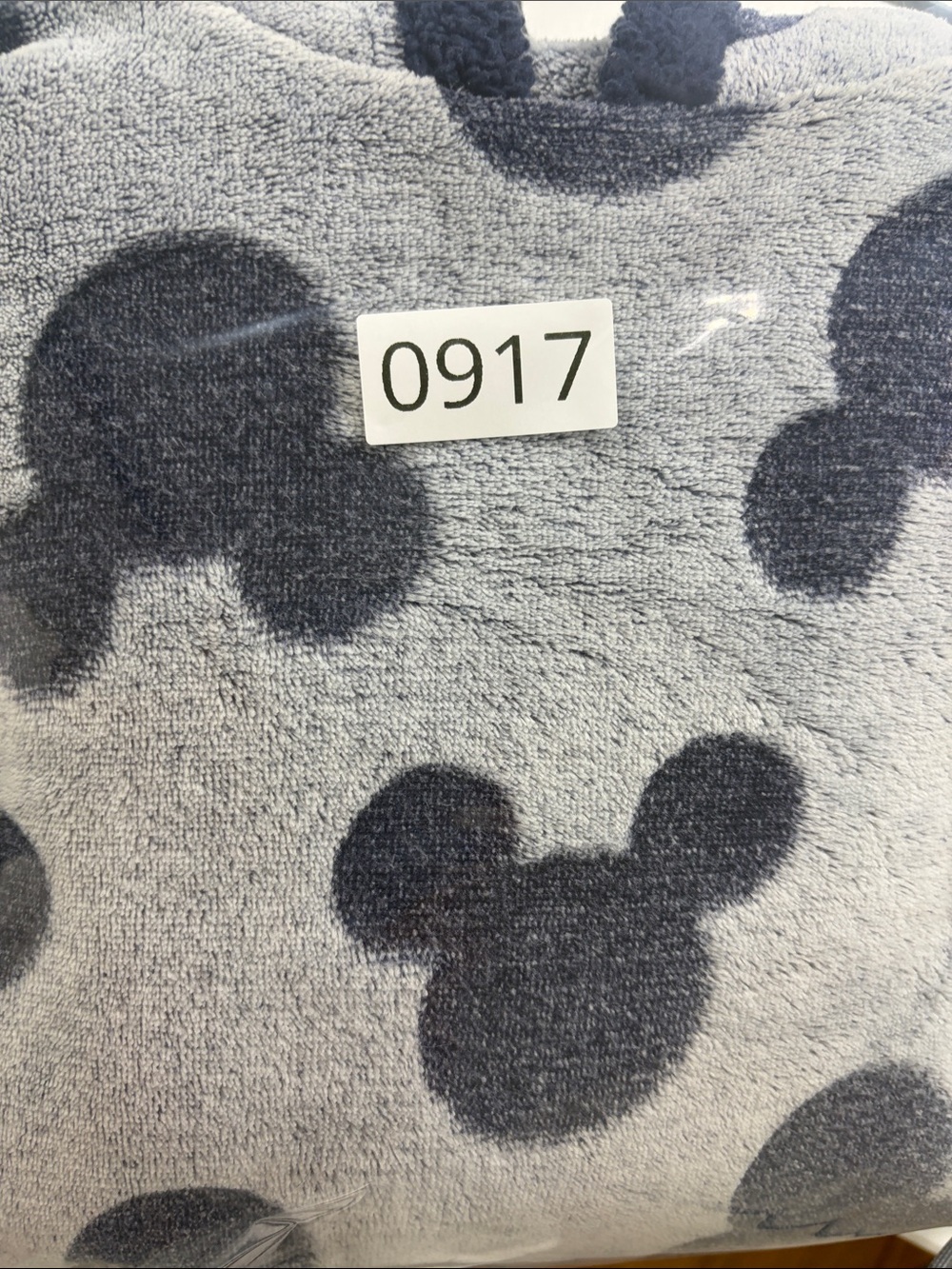 Mickey Mouse Cozy Fleece/Sherpa Lounge Hoodie Sleepwear (M) - Picture 14 of 14